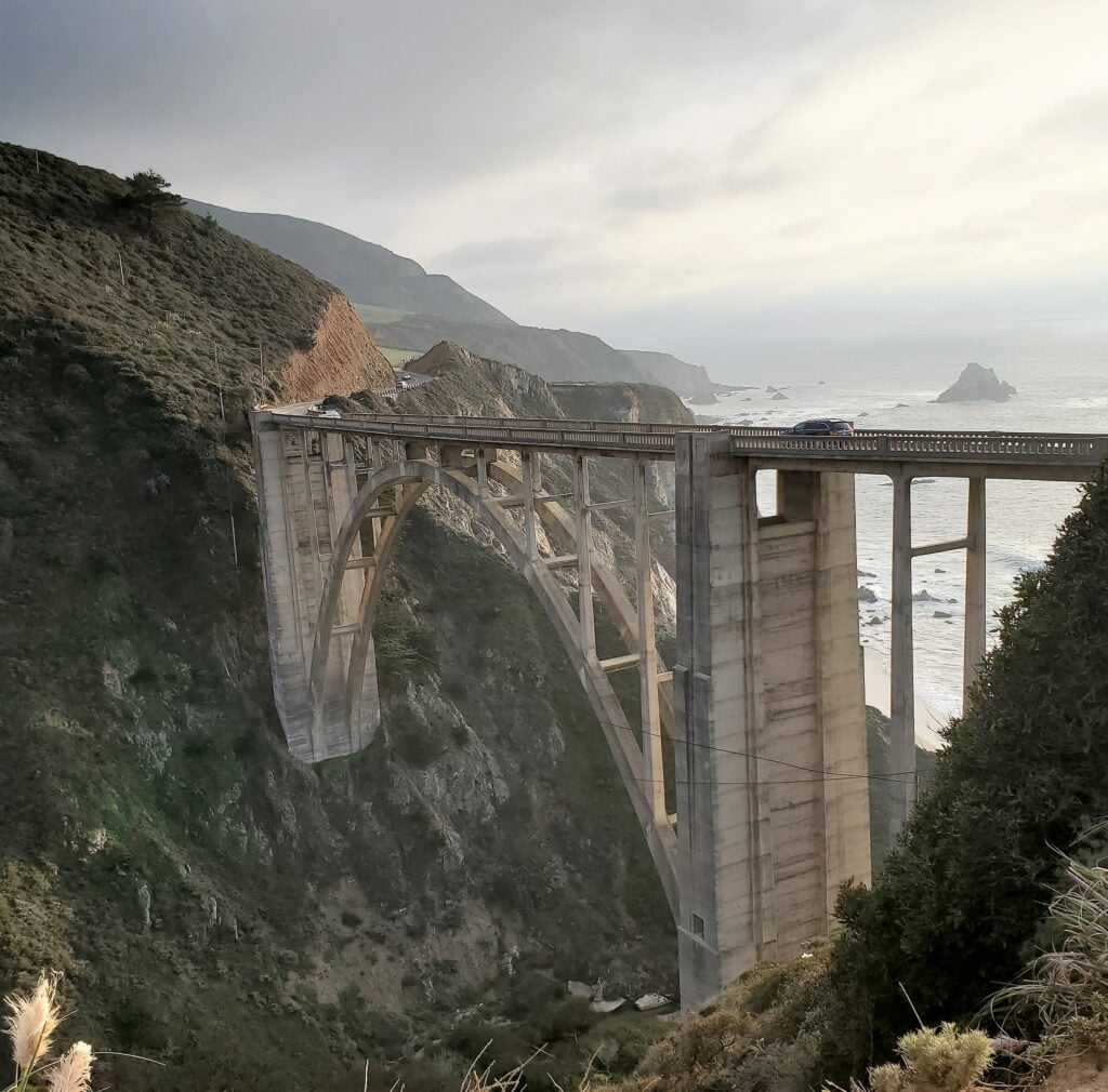 The Ultimate Big Sur Road Trip Guide With Map 2025 6 Arch bridge over a very deep gorge and ocean.